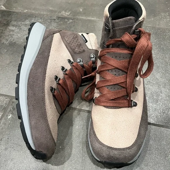 Merrell - Picture 3 of 10